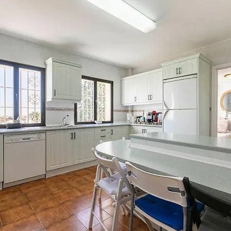 Appartement Stylish And Spacious 3 Bedroom Marbella