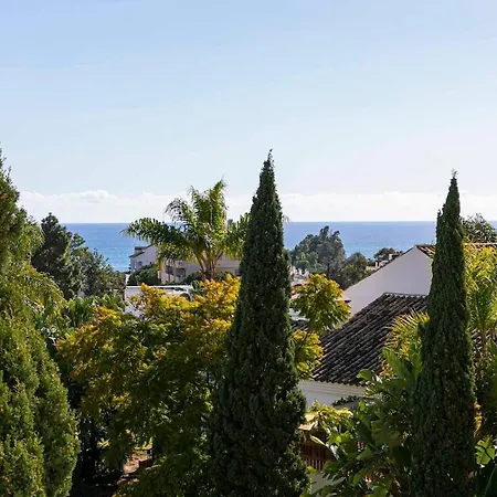 Appartement Stylish And Spacious 3 Bedroom *