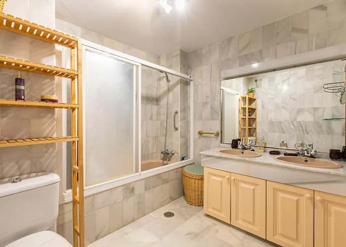 Lejlighed - Puerto Banus, Spacious 3br Marbella