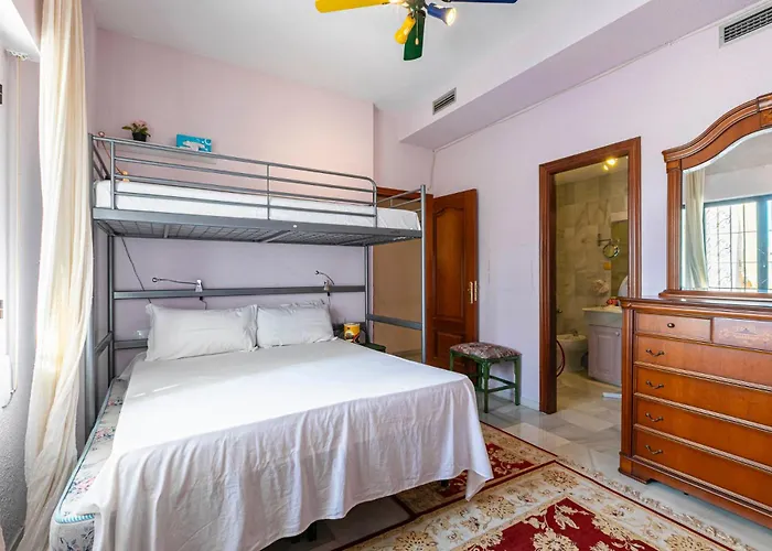 - Puerto Banus, Spacious 3br Lejlighed *