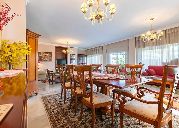 Lejlighed - Puerto Banus, Spacious 3br Marbella