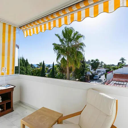 Stylish And Spacious 3 Bedroom Apartment Marbella