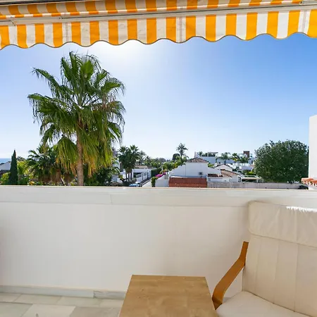 Apartment Stylish And Spacious 3 Bedroom Marbella