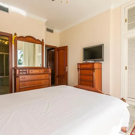 Stylish And Spacious 3 Bedroom Apartment